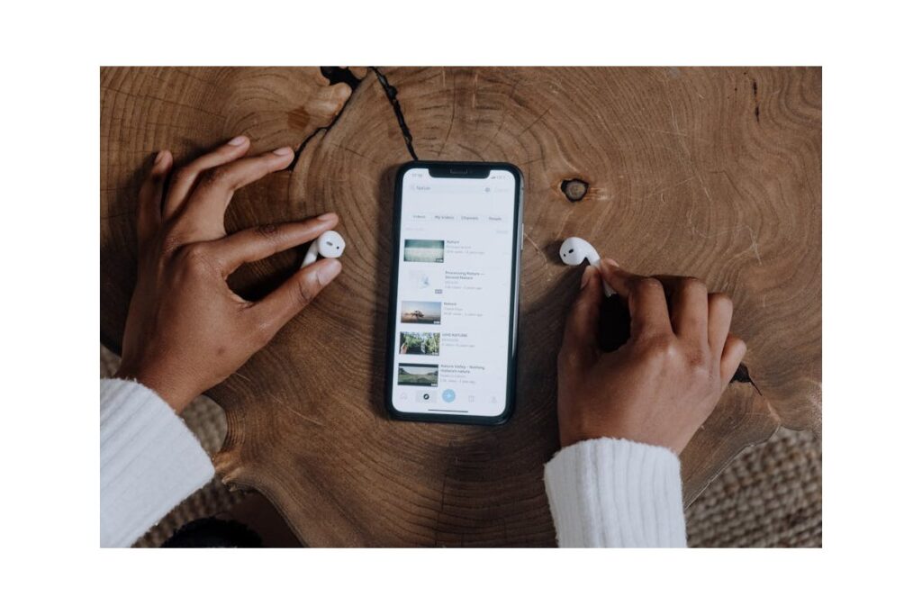 music streaming social media technology innovation - Photo by cottonbro studio on Pexels