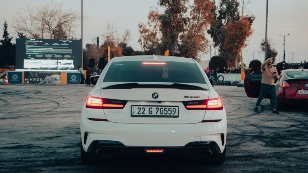 m340i - Photo by Esmihel Muhammed on Pexels
