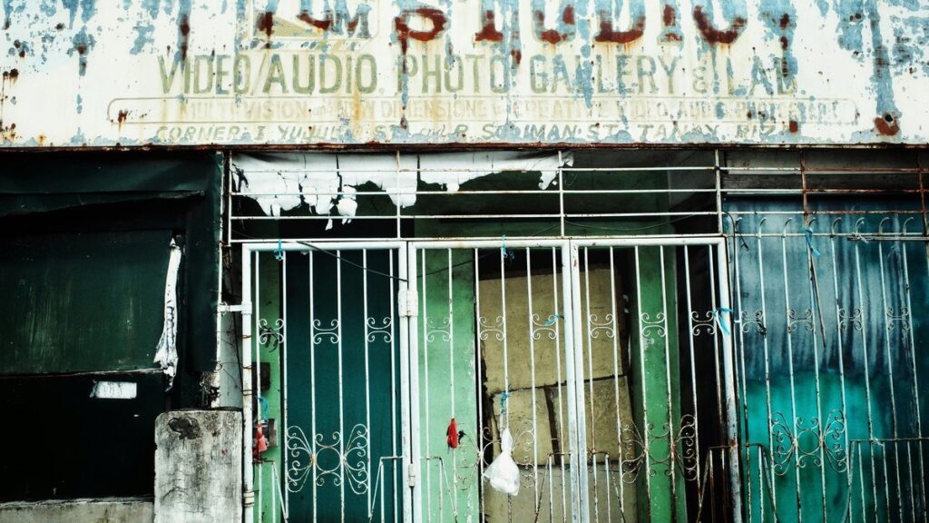 baldurs gate 3 larian studios - Photo by Austin Garcia on Pexels