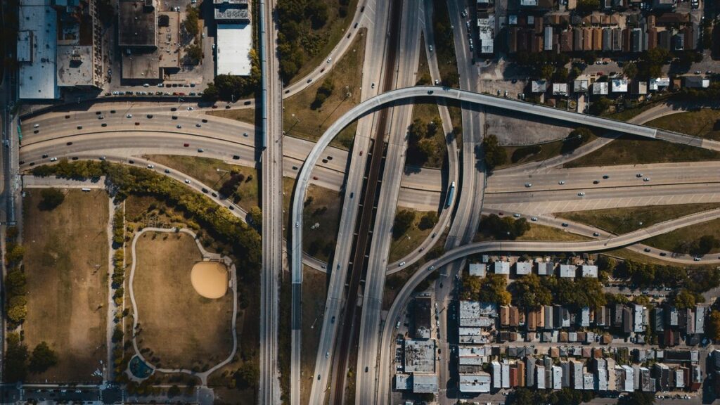 autonomous vehicles urban planning - Photo by Willian Justen de Vasconcellos on Pexels