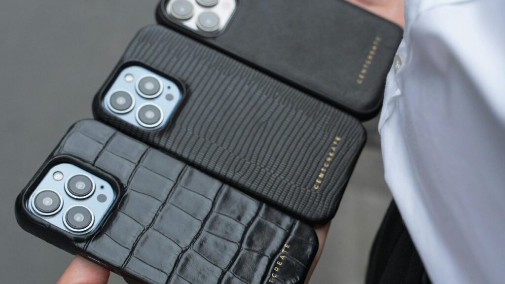 apple black friday iphone 17 cases - Photo by GENTCREATE on Pexels