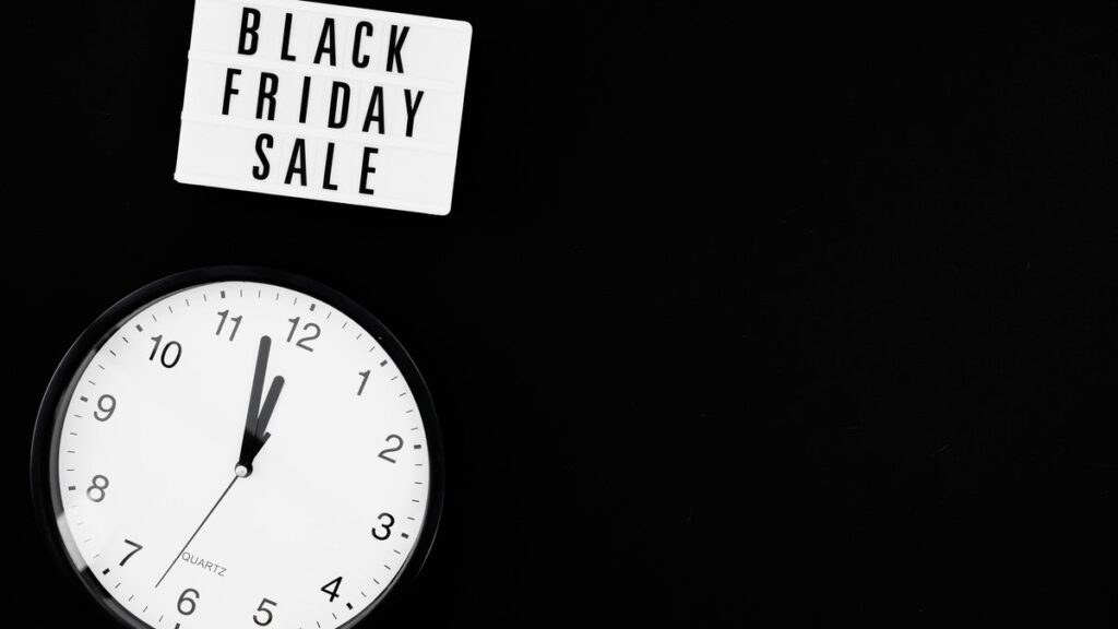 apple watch black friday deals - Photo by Karola G on Pexels